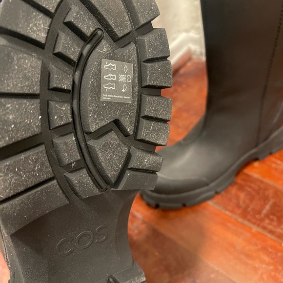 COS Rain boots rubber - Picture 4 of 4